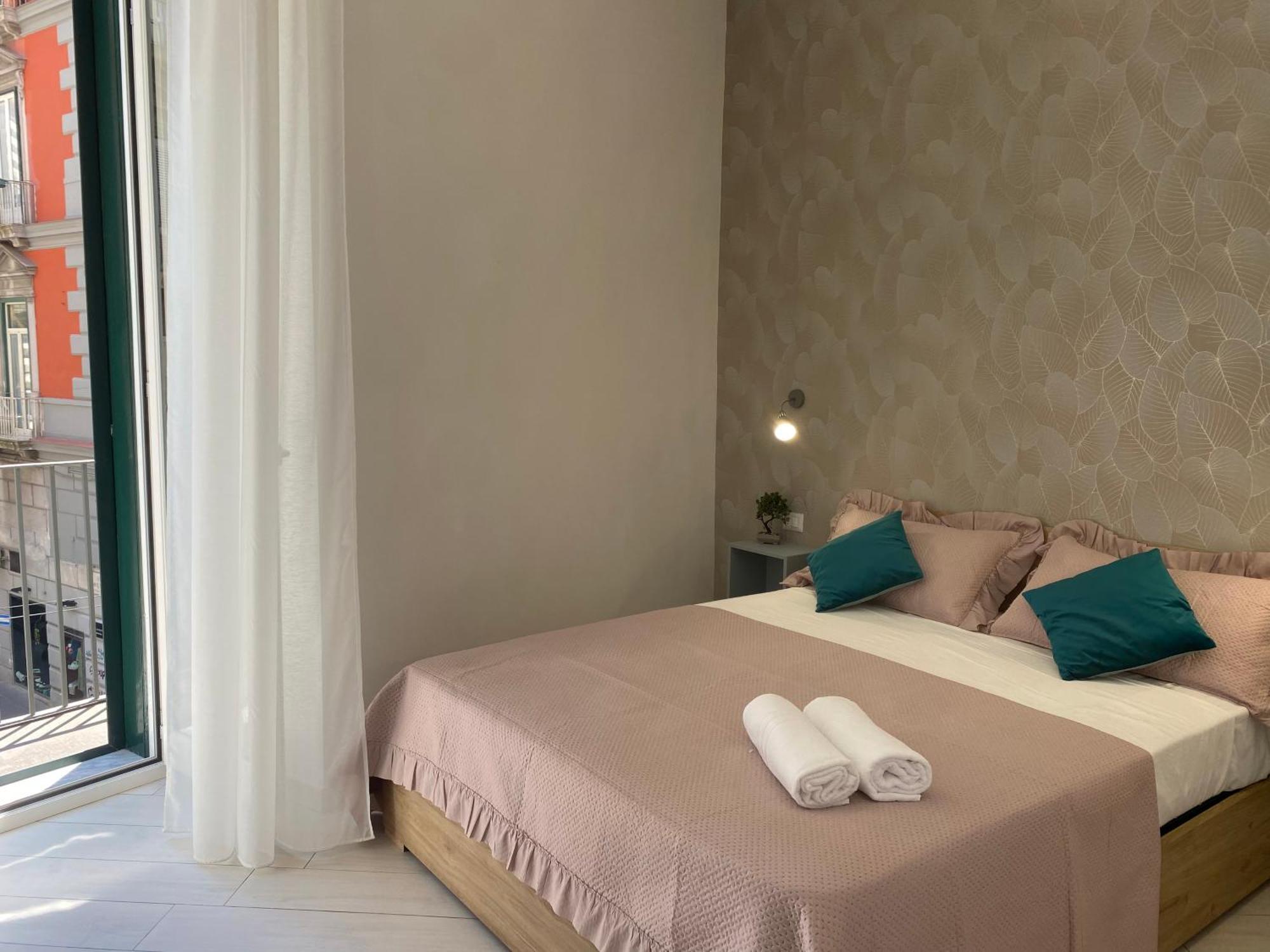 Hotel Ludben Dante à Naples Extérieur photo
